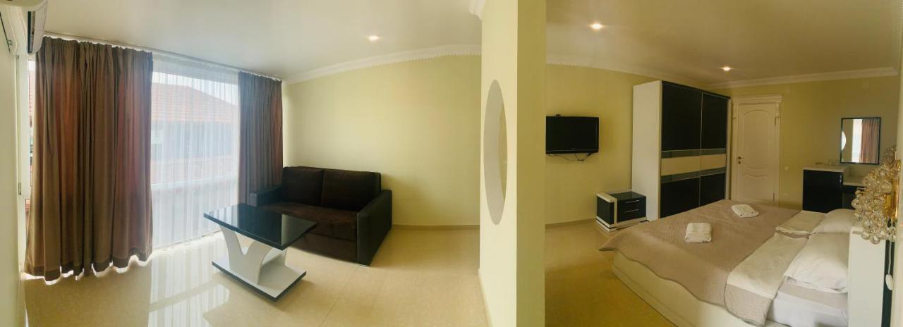 David'S Guest House Kobuleti Exterior foto