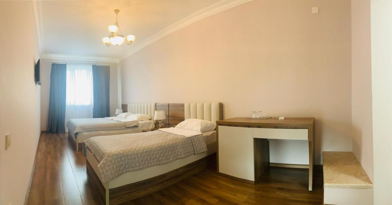David'S Guest House Kobuleti Exterior foto