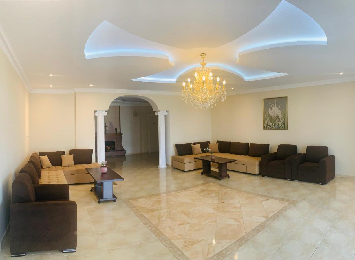 David'S Guest House Kobuleti Exterior foto